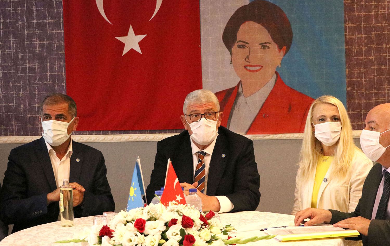 İYİ Parti Grup Başkanvekili: Bir siyasi partiyi gayrimeşru ilan etmek doğru olmaz