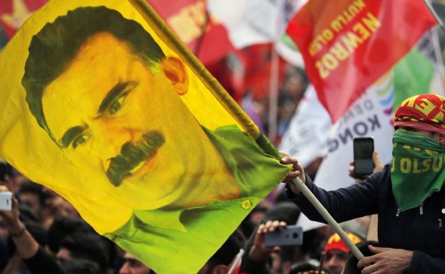 Parêzerên Ocalan: Bêyî HDPê nabe lê muxatebê sereke Ocalan e