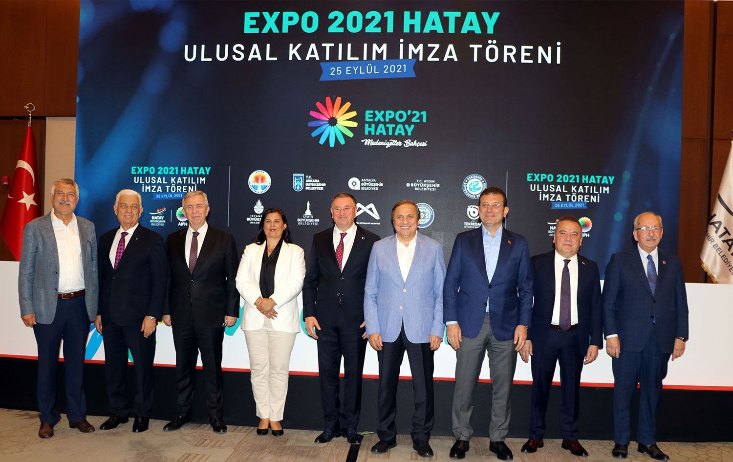 CHP'li 7 büyükşehir belediye başkanı Hatay’da bir araya geldi