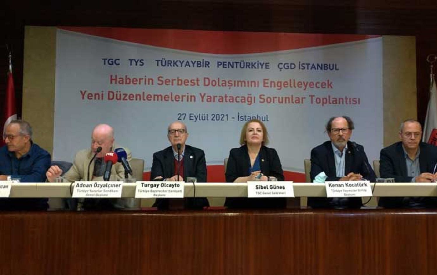 ‘Li Tirkiyê desthilat rexnegiran wek dijmin dibîne’