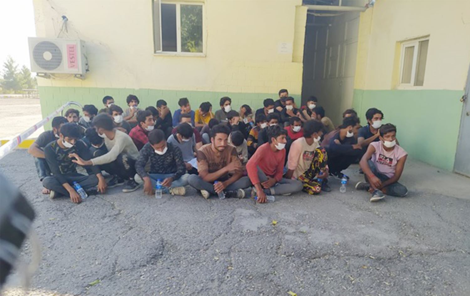 Diyarbakır Barosu'ndan Afgan göçmenler raporu: Sınır dışı işlemleri ivedilikle durdurulmalı