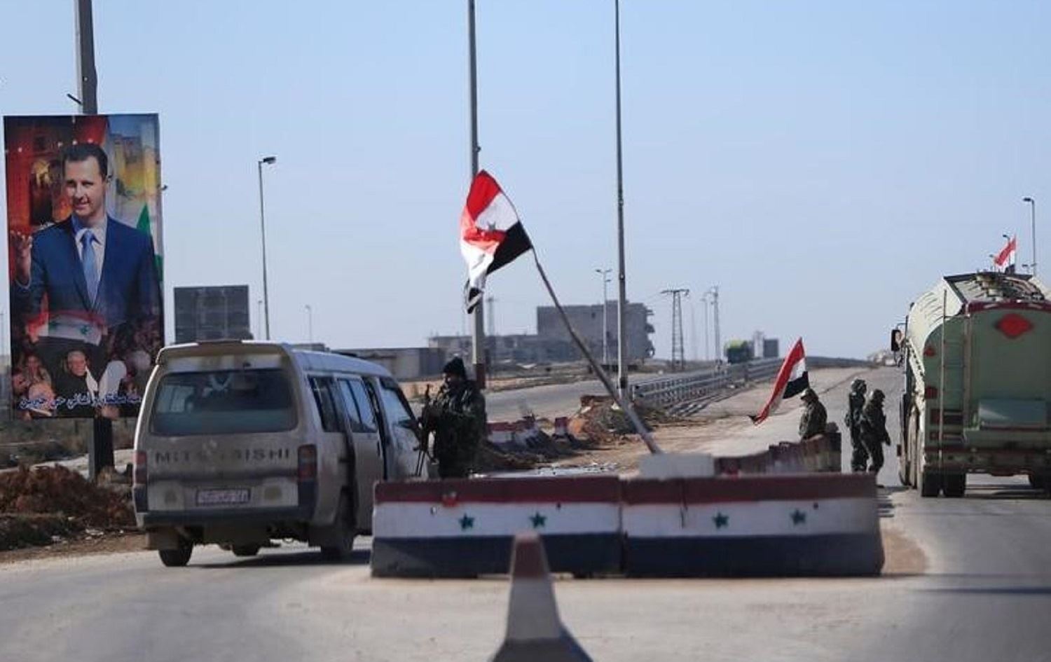 Hêzên Sûriyê 2 koçberên Efrînê li Helebê girtin