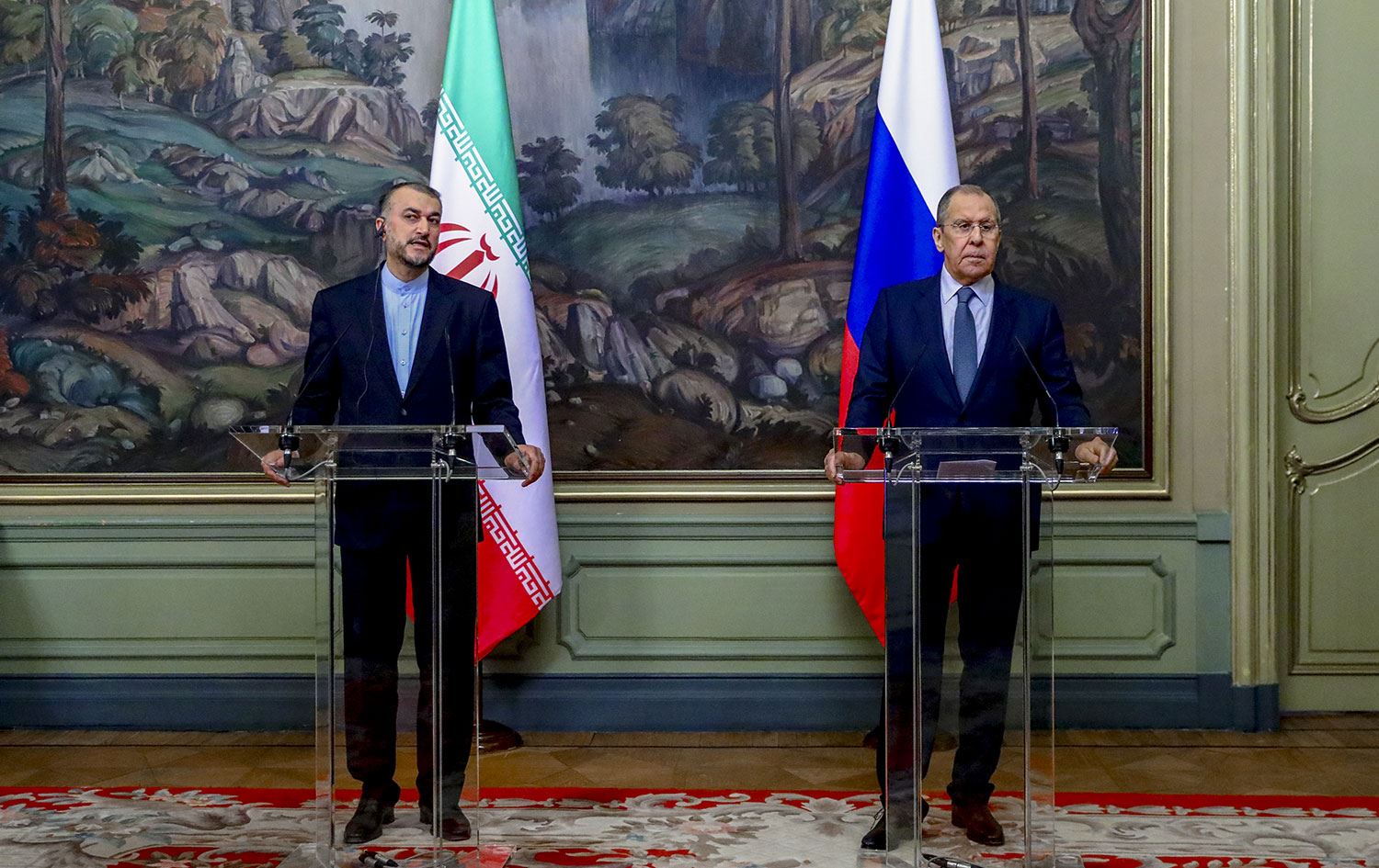 Lavrov’la görüşen Abdullahiyan: Kafkasya’da haritanın değişimine müsamaha göstermeyeceğiz