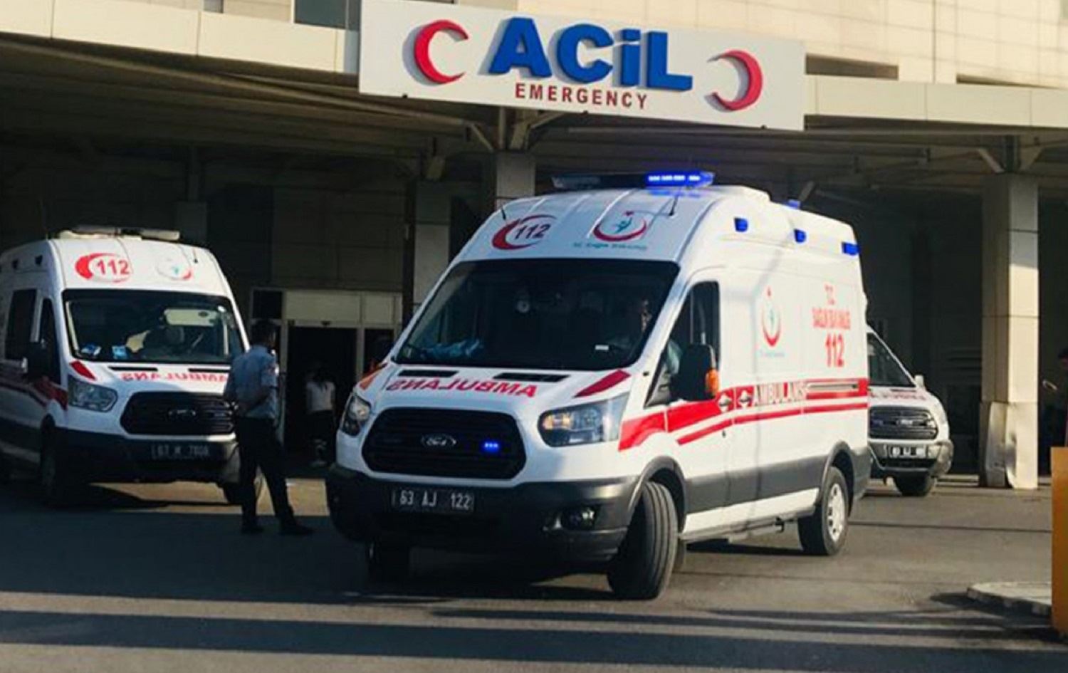 Li Rihayê zarokê 4 salî televîzyon bi ser de ket û canê xwe ji dest da