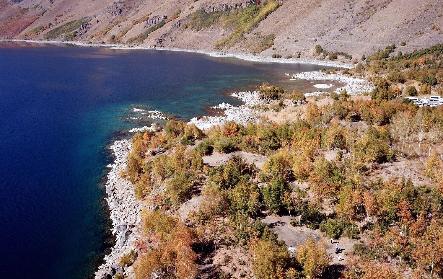 Çiyayê Nemrûd û derdora Gola Nemrûdê hatin paqijkirin