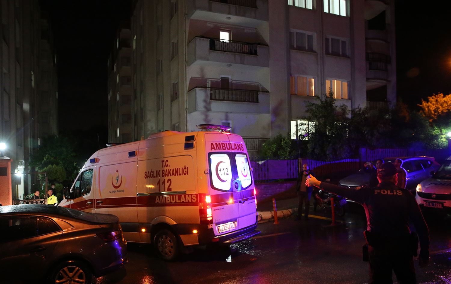 Vergi mahkemesi hakimi evinde ölü bulundu