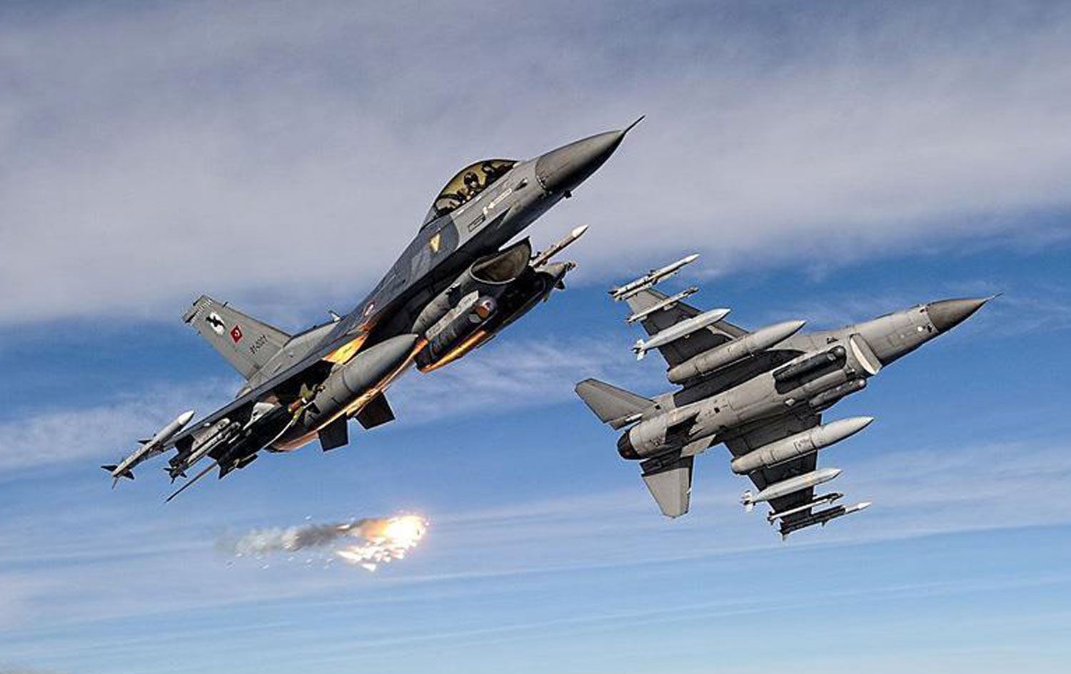 Savaş uçakları Rewanduz dağlarını bombaladı