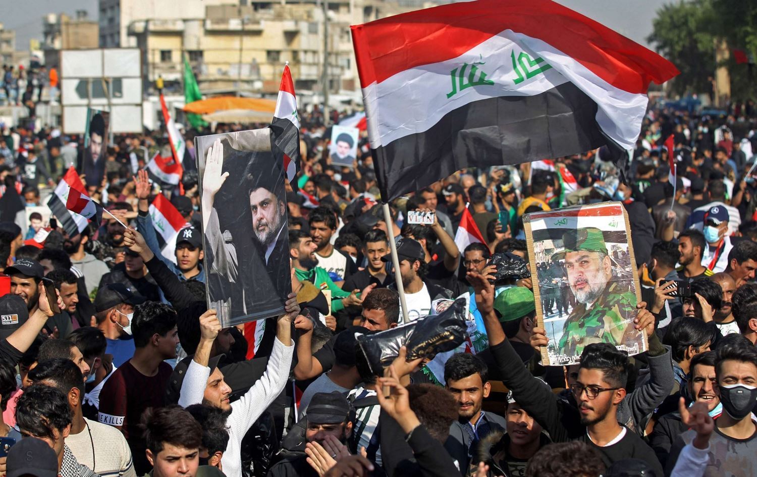 Sonuçlara itiraz eden Şii gruplardan oturma eylemi