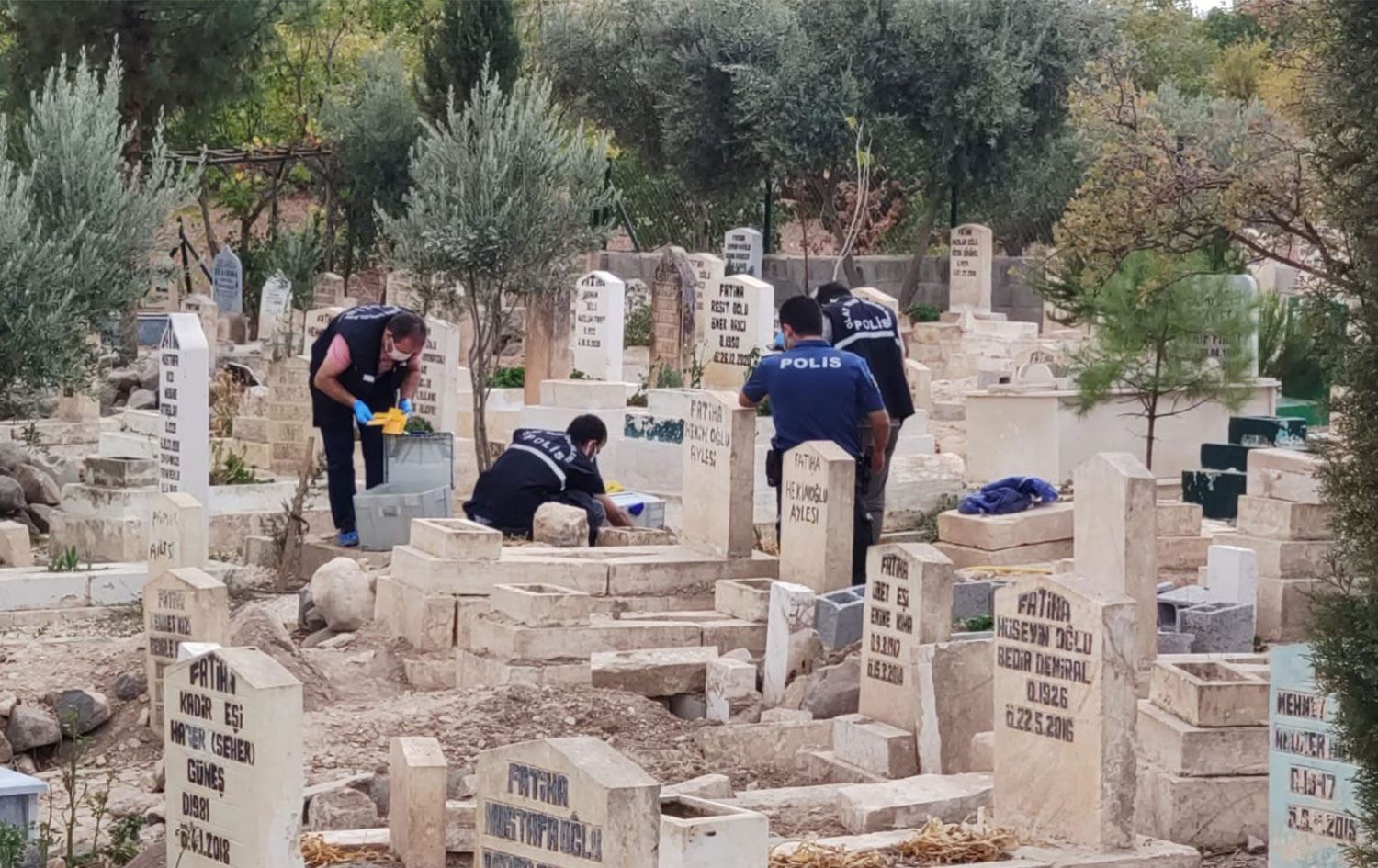 Urfa'da mezarlıkta çanta içinde bebek cesedi bulundu!