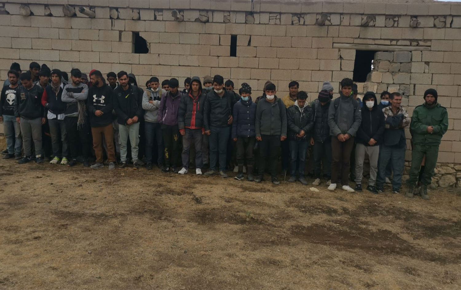 Van'da 164 Afgan göçmen yakalandı