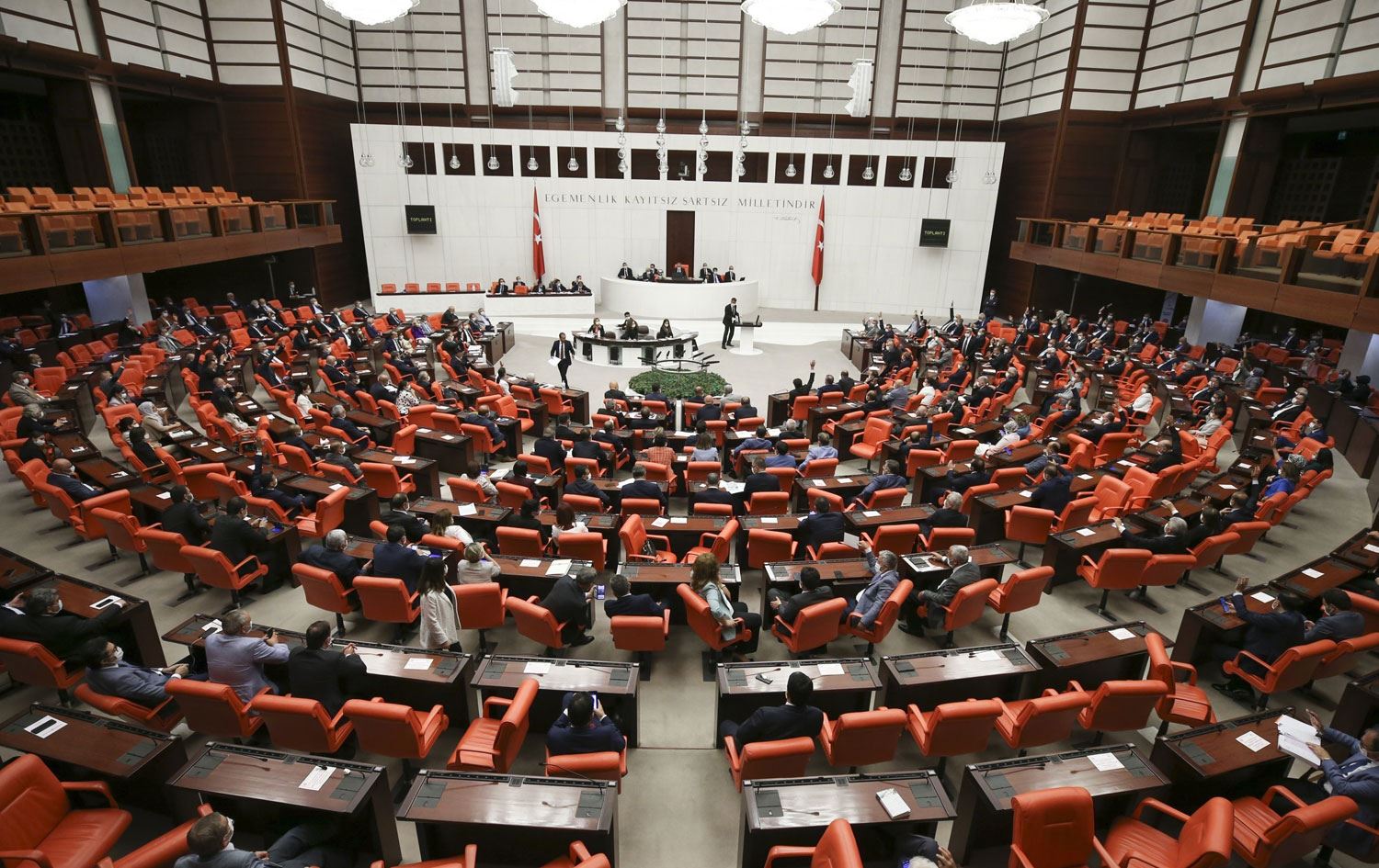 Yurt dışına asker gönderme tezkereleri TBMM'de