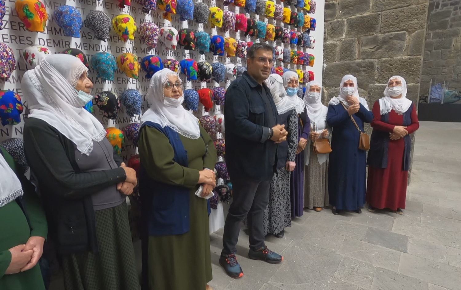 Ahmet Guneştekîn: Ez dixwazim pêşangeha xwe li Hewlêrê jî vekim