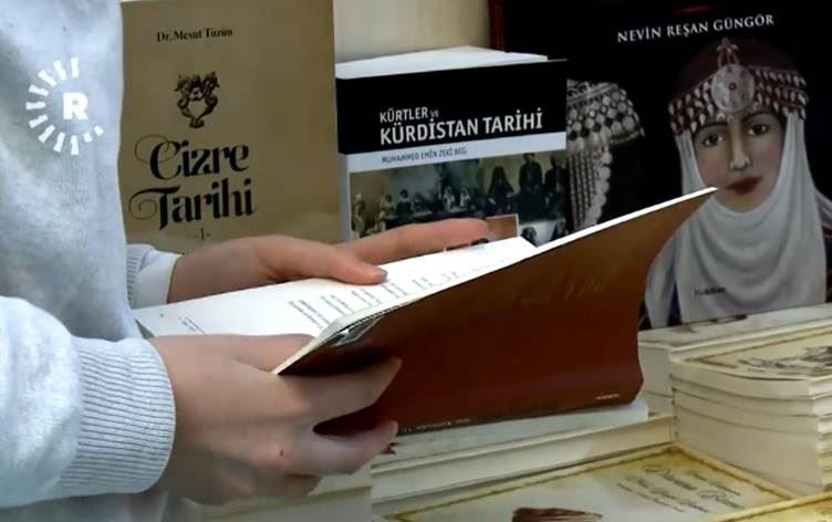 Ankara Kitap Fuarı'na sadece bir Kürt yayınevi katıldı