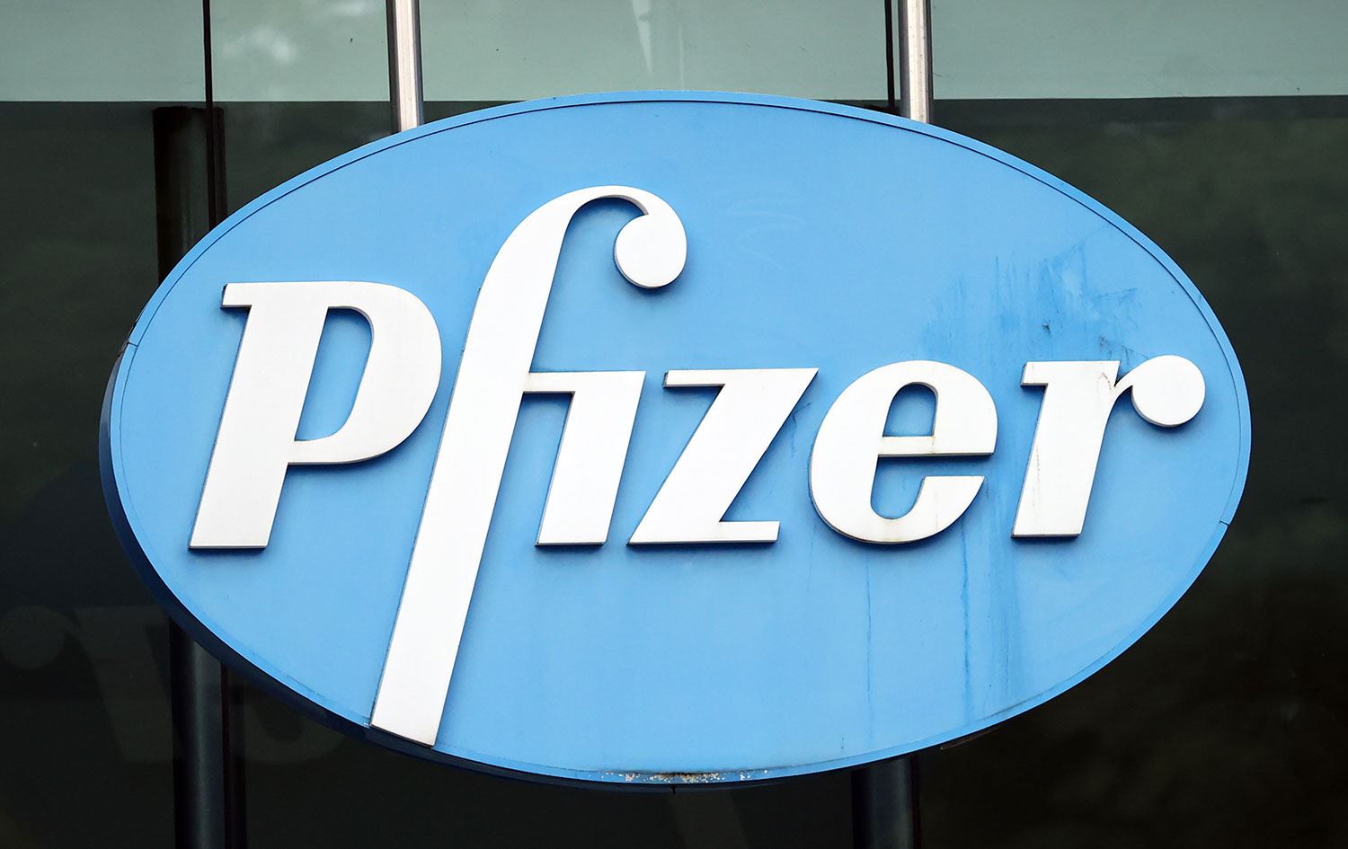 Pfizer-BioNTech aşısına çocuklar için acil kullanım onayı