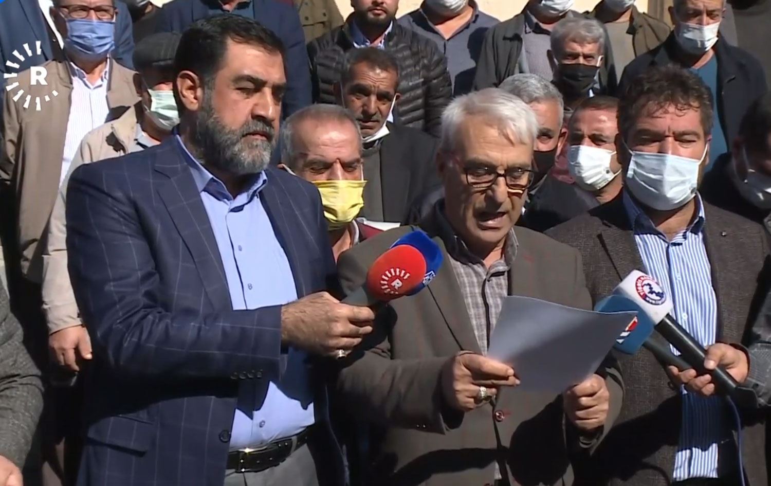 Diyarbakırlı taksiciler: Tescilli plakalarımız verilmiyor, Valilik mahkeme kararını tanımıyor