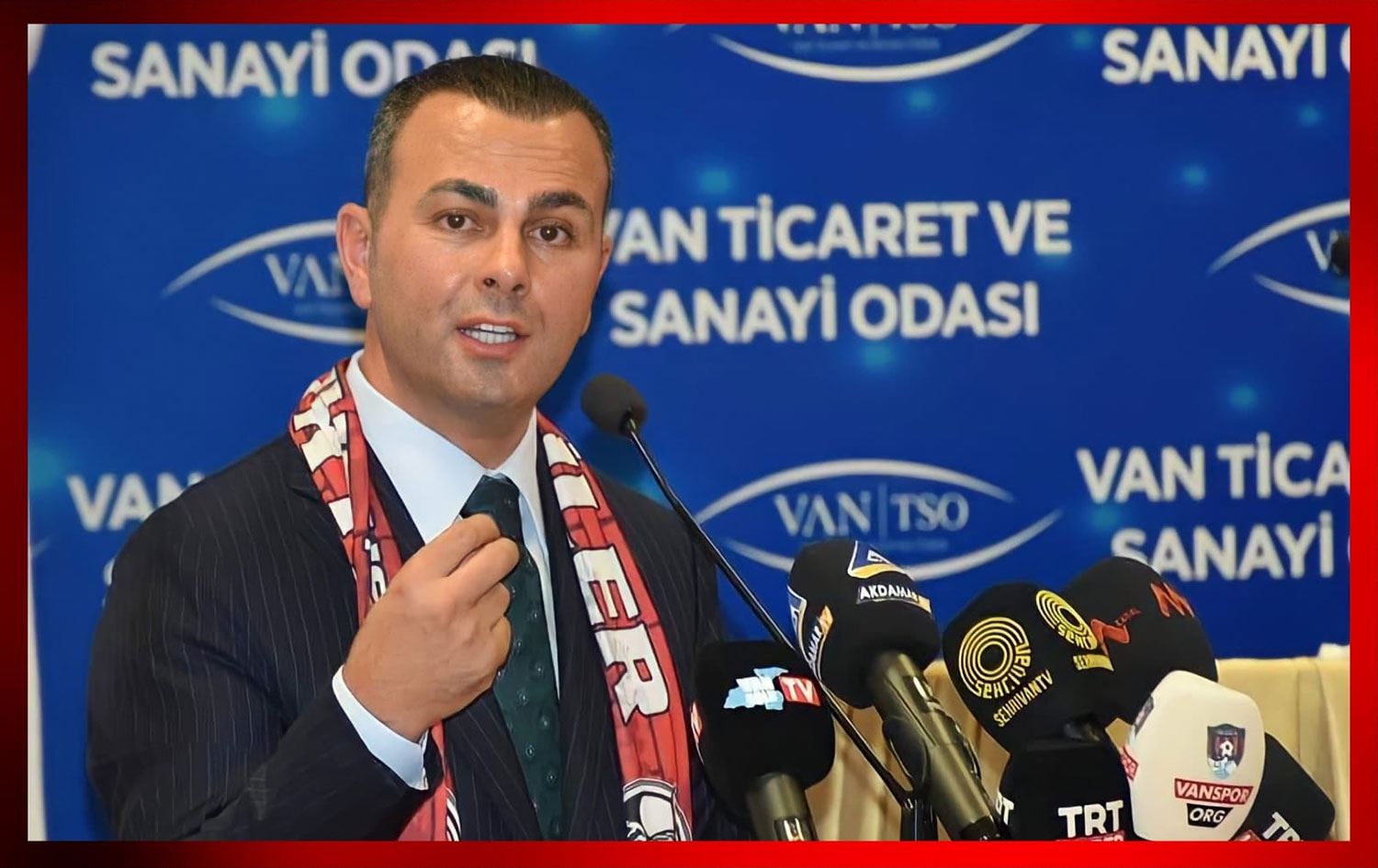 Vanspor Başkanı 'kumpas var' diyerek istifa etti