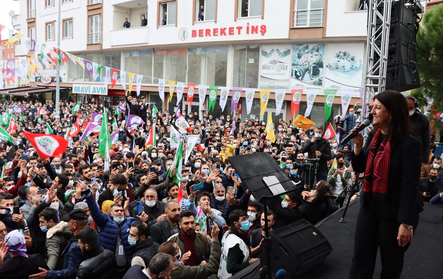 Pervîn Buldan: Pirsa Kurd li benda çareserkirinê ye