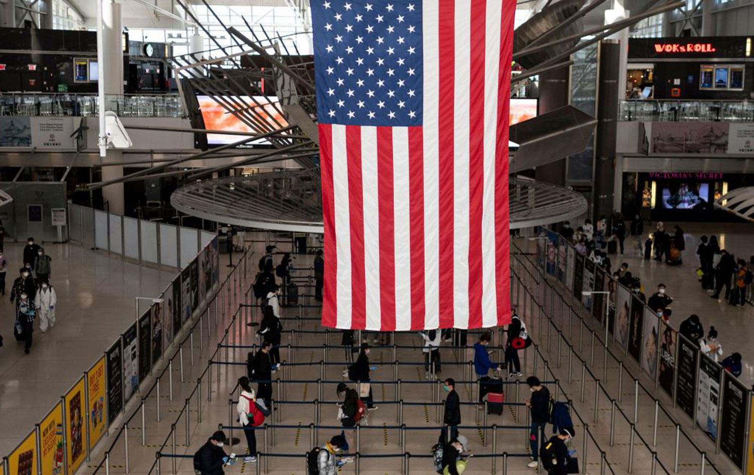 ABD, koronavirüs kaynaklı seyahat yasağını kaldırdı