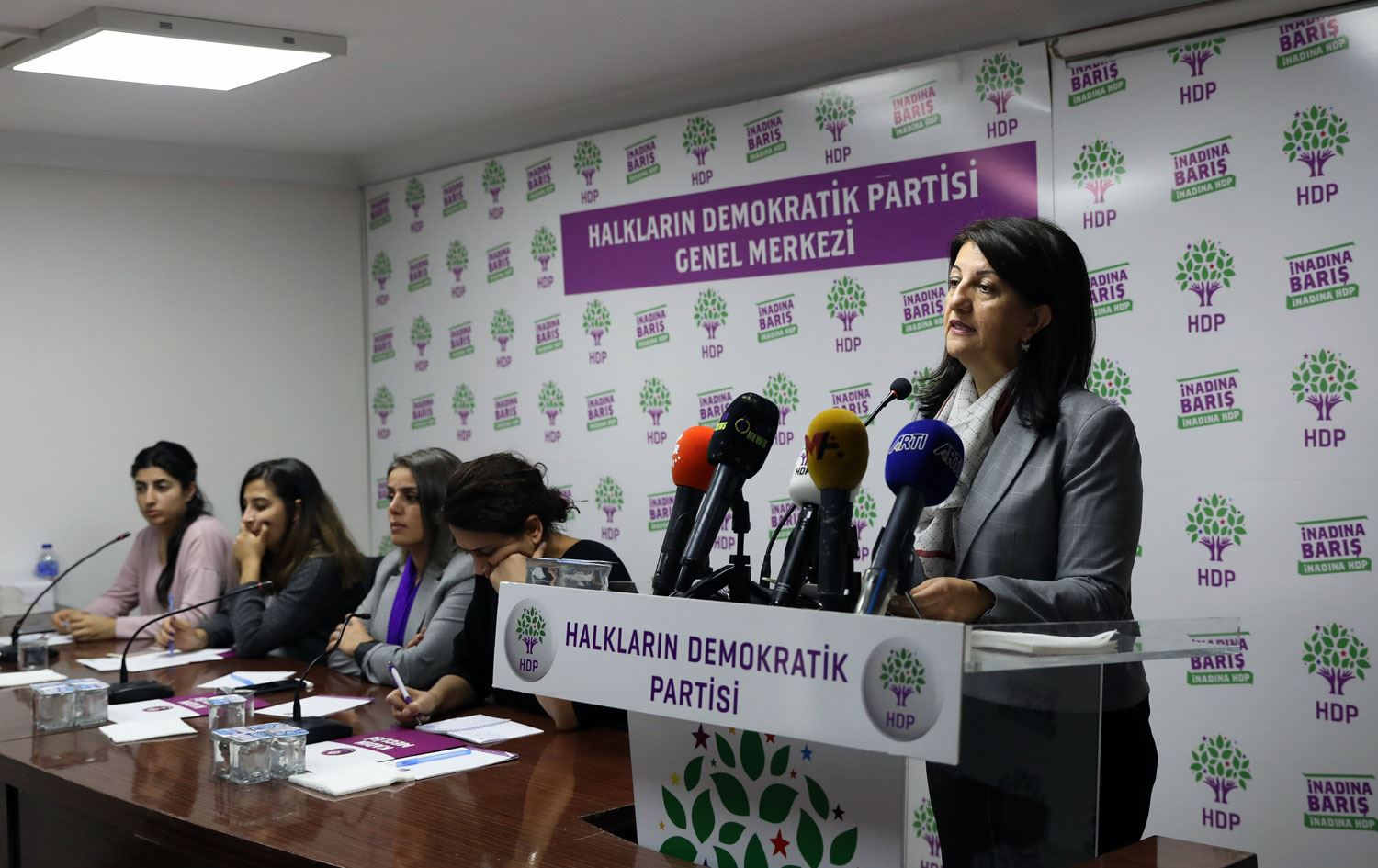 Buldan: Kürtler Kürtçe müzik eşliğinde verdiğiniz o sahte selamı almaz