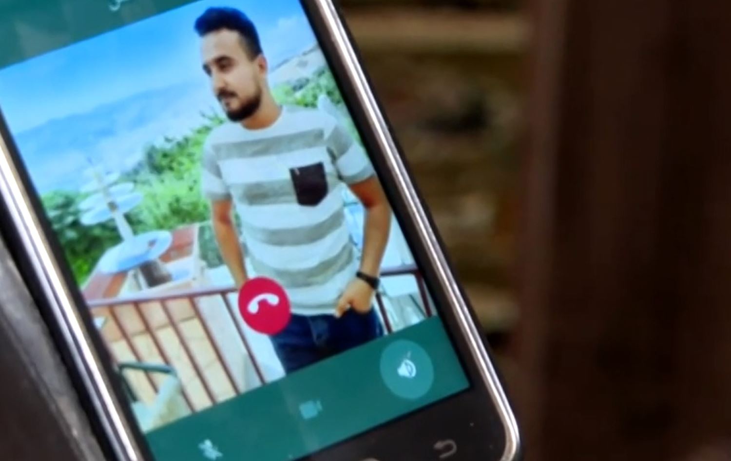 Çîroka ciwanekî Rojava ku li ser sînorê Belarûs û Polandê asê maye