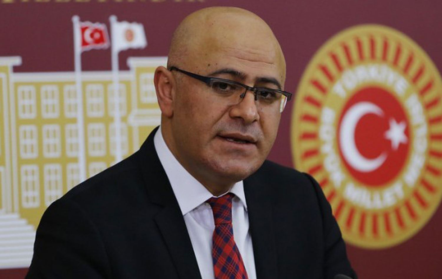 Özsoy’dan Çavuşoğlu’na 'Suriyeli muhaliflere' dair soru önergesi