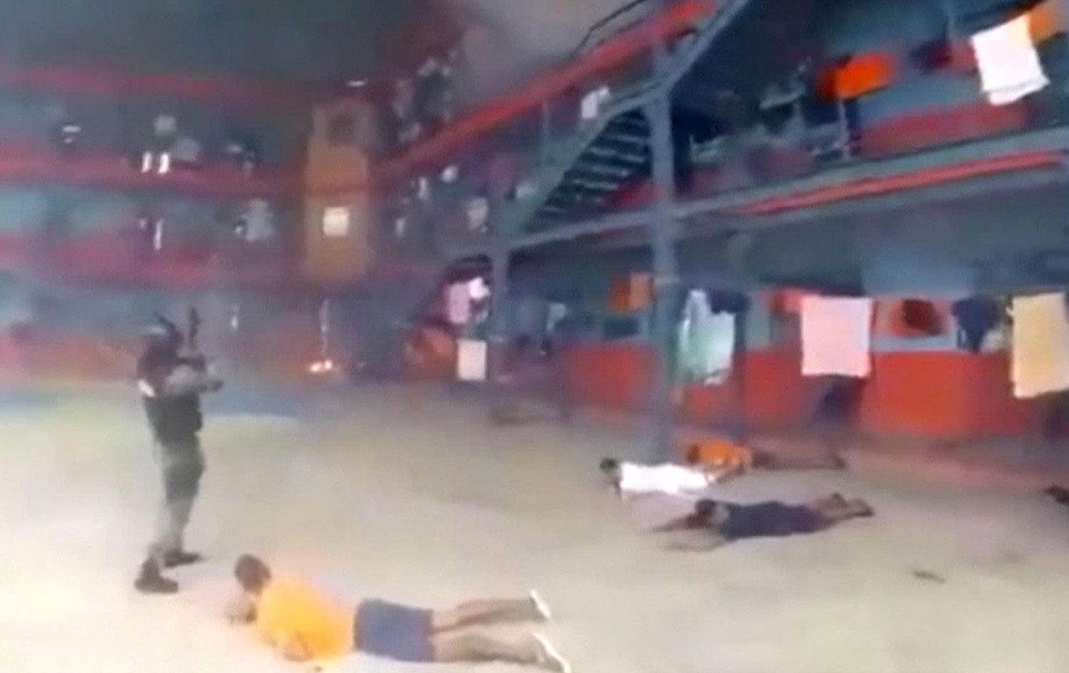 Hapishanede çete savaşı: 68 ölü!