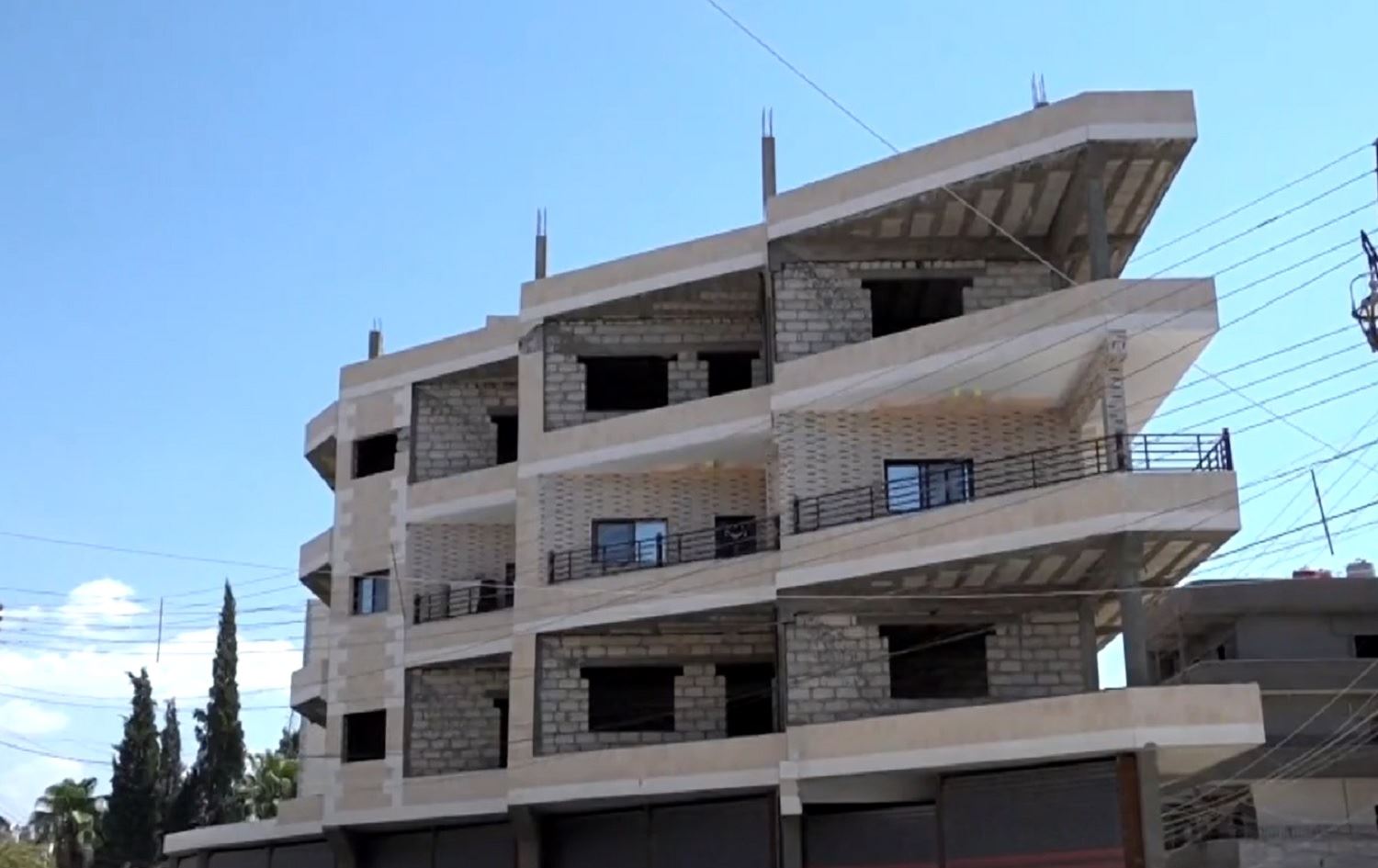 Li Rojava kirîn û firotina xaniyan ji %65 kêm bû