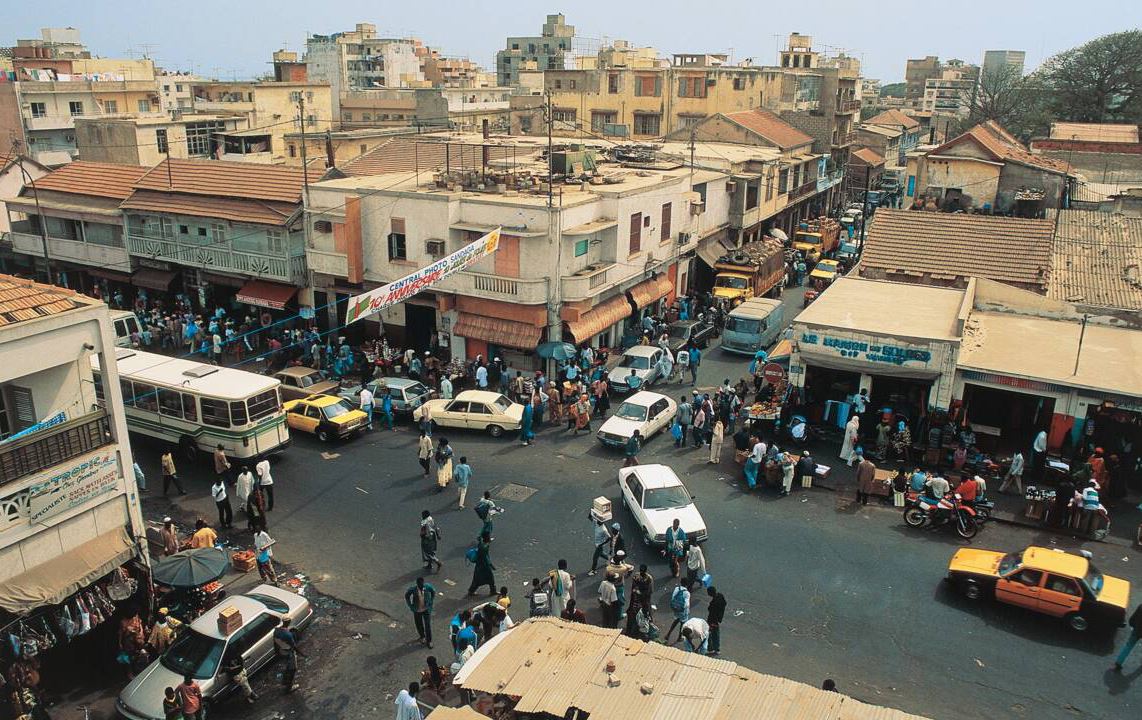 ئێران لە رێگەی "یەکەی 400"ەوە پەل بۆ کیشوەری ئەفریقیا دەهاوێت