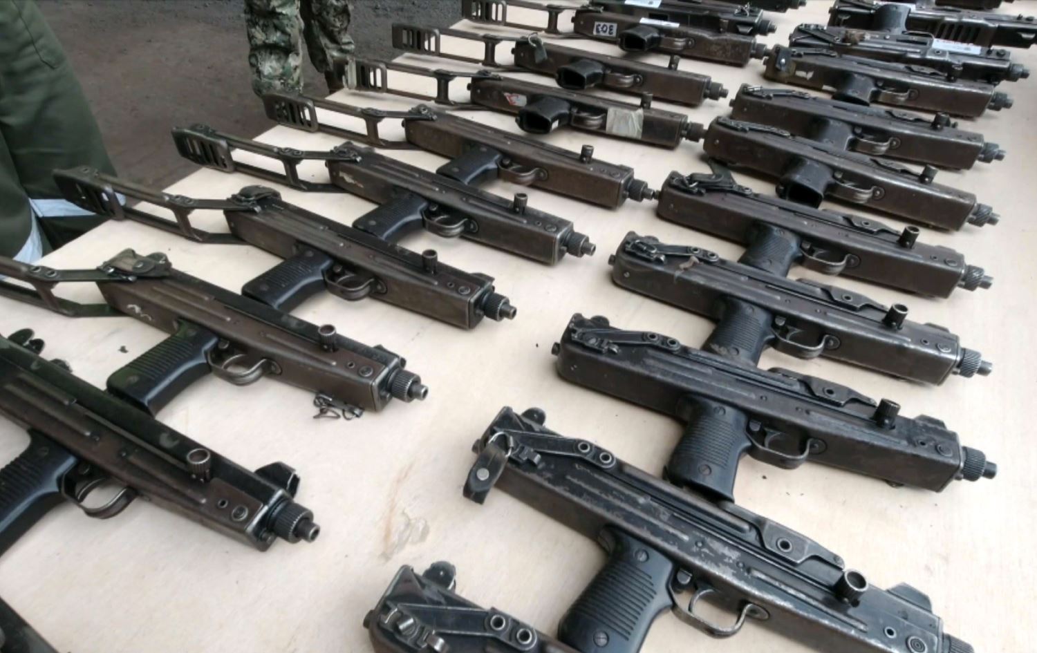 لە گرتووخانەکانی ئێکوادۆر دەست بەسەر نزیکەی 4000 پارچە چەکدا دەگیرێت