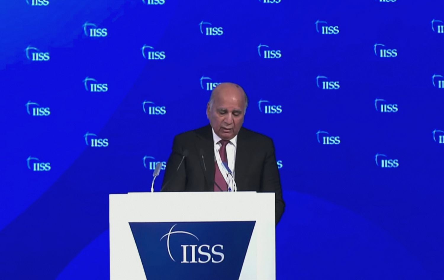 Fuad Husên: Iraq hewla cîbicîkirina aramiyê li Sûriyê dide