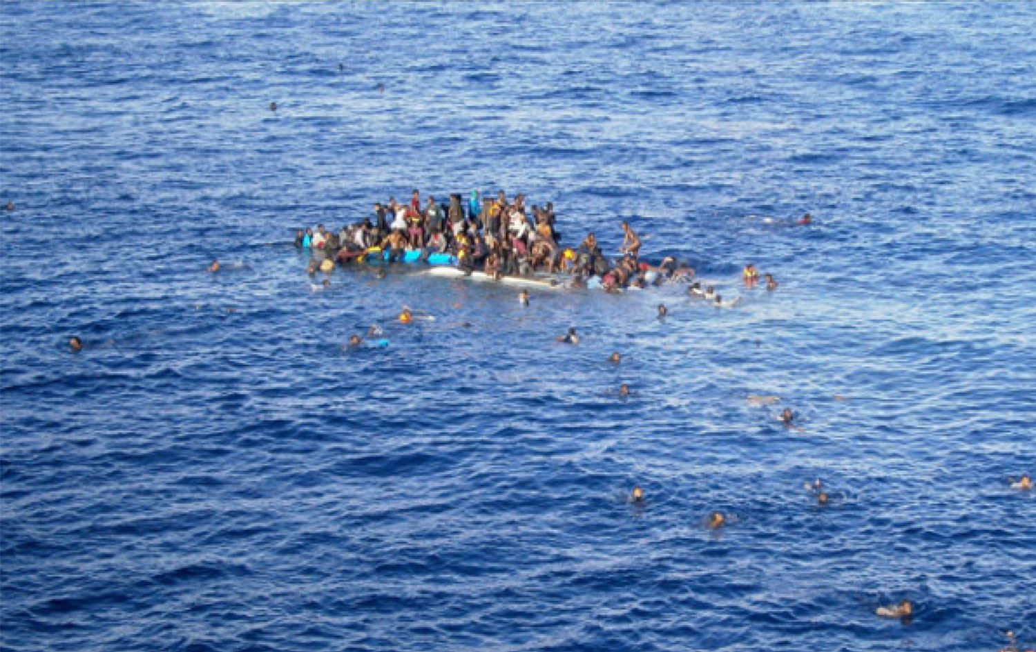 Göçmen botu battı: En az 75 ölü