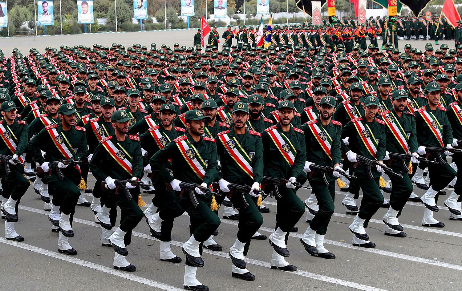 İran-ABD çatışması: 9 Devrim Muhafızı öldü