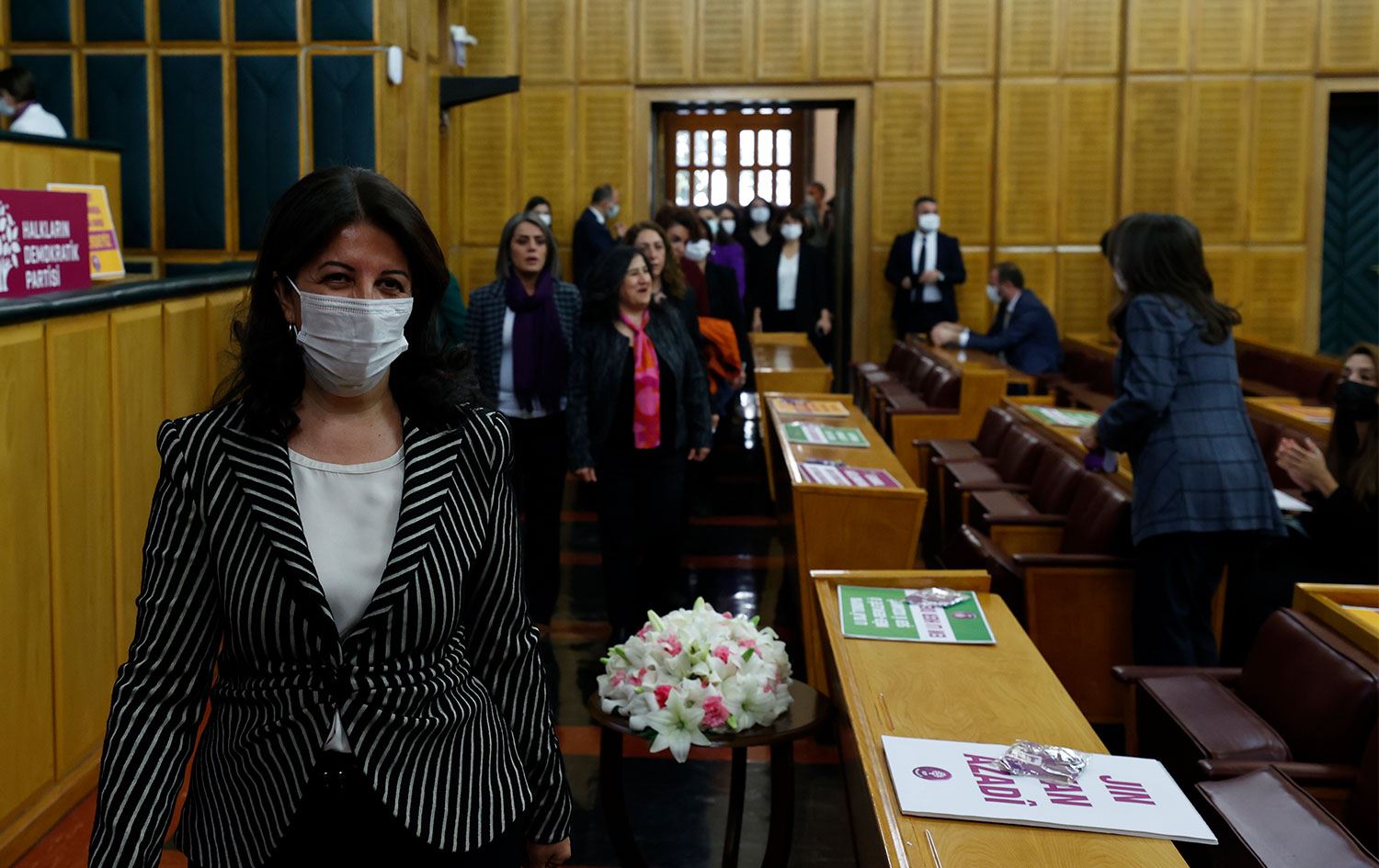 Buldan: Dolar 12’yi geçti, bu AKP’nin ilk seçimdeki oy oranı olacak