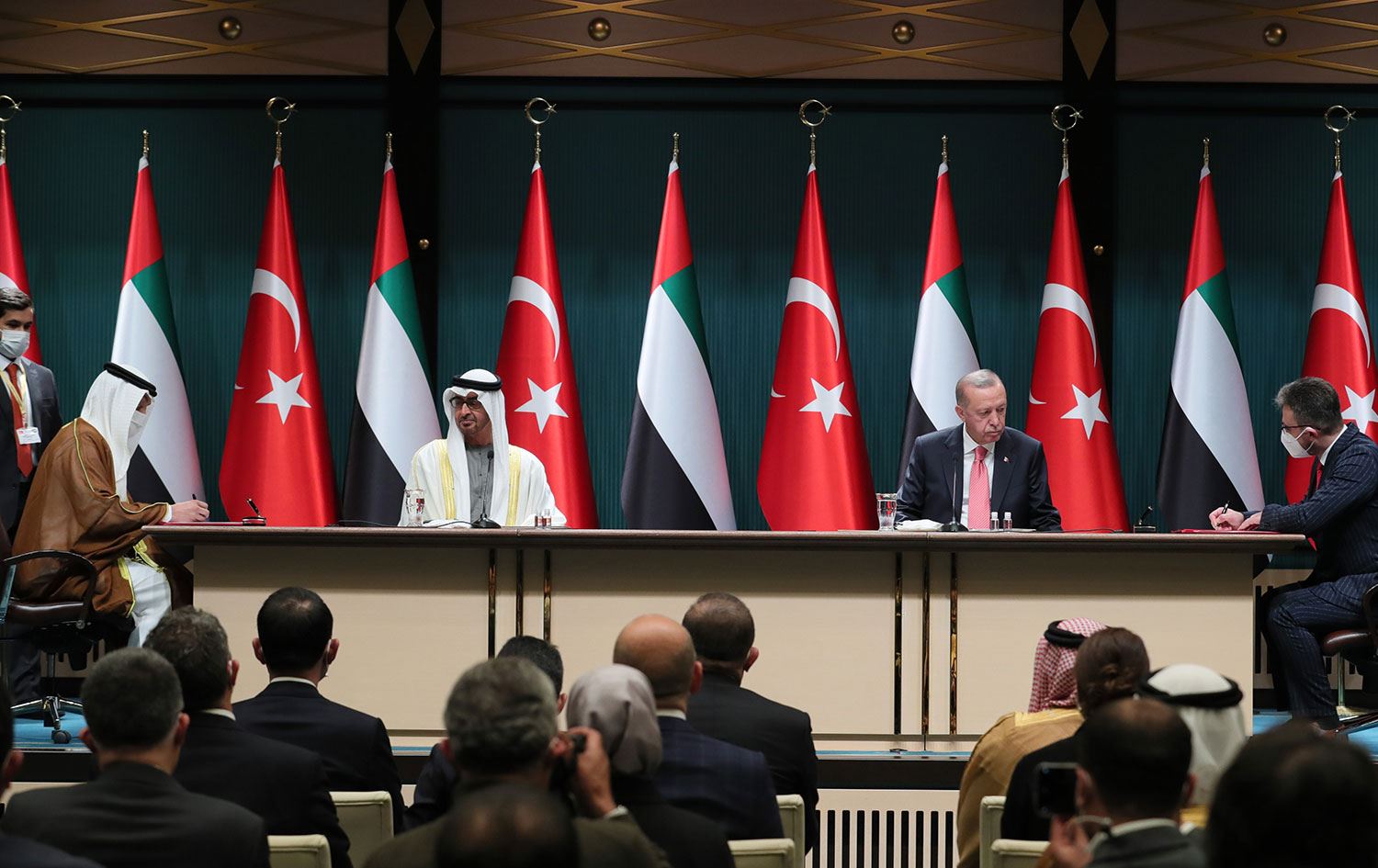 BAE ve Türkiye Merkez Bankaları arasında anlaşma imzalandı