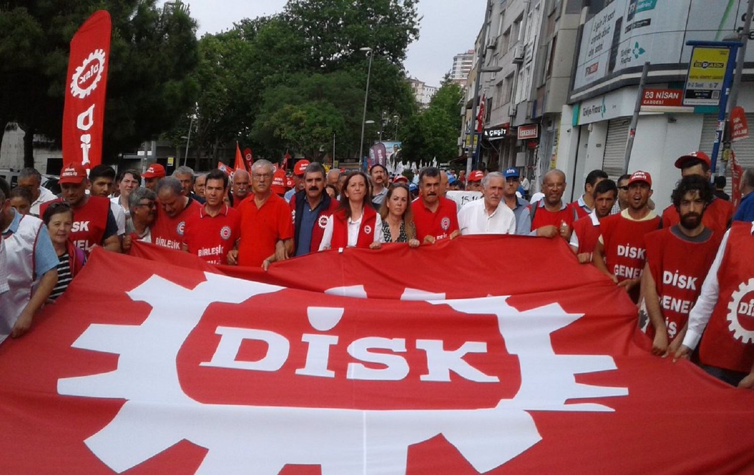 DISK: Li dijî hejariyê em derdikevin kolanan