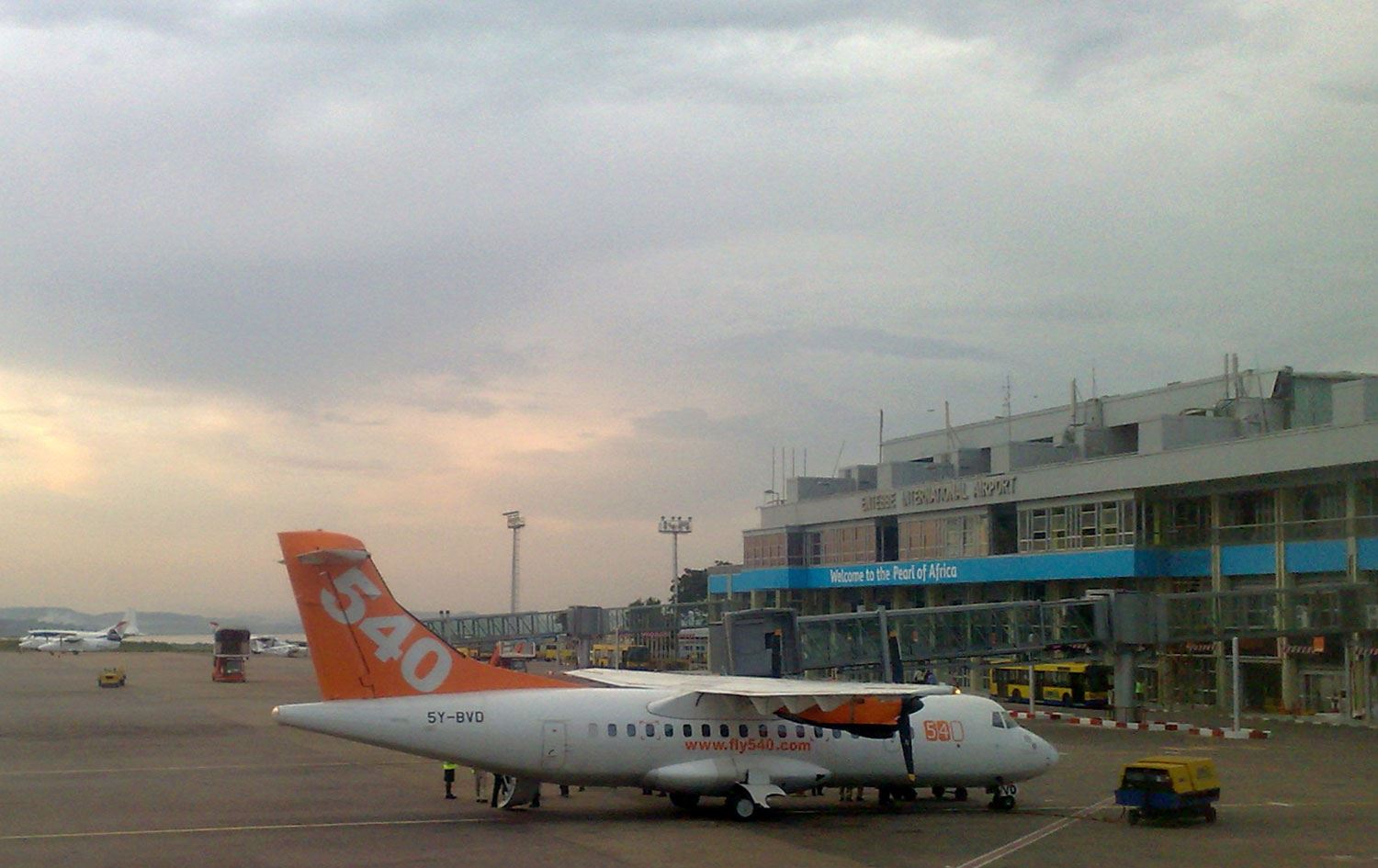 Uganda, borcunu ödemezse bir havalimanını Çin'e verebilir