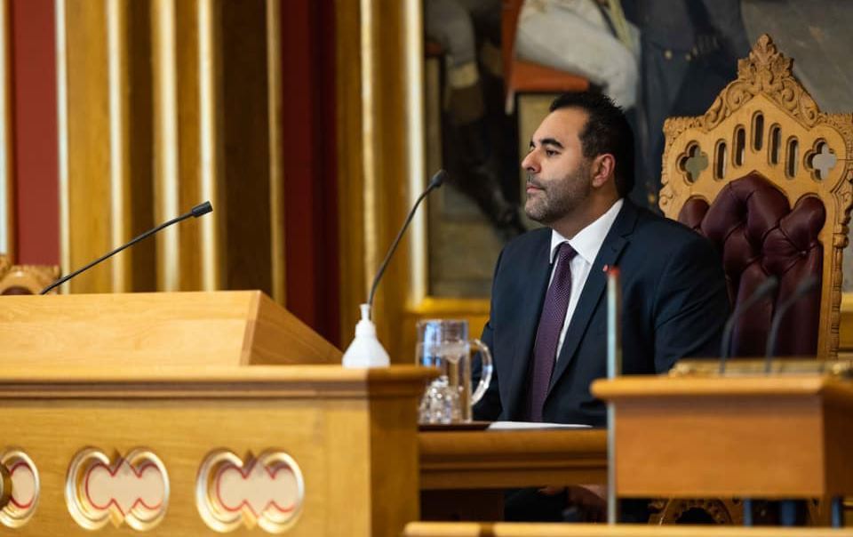 Norveç Parlamentosu'na göçmen kökenli ilk başkan