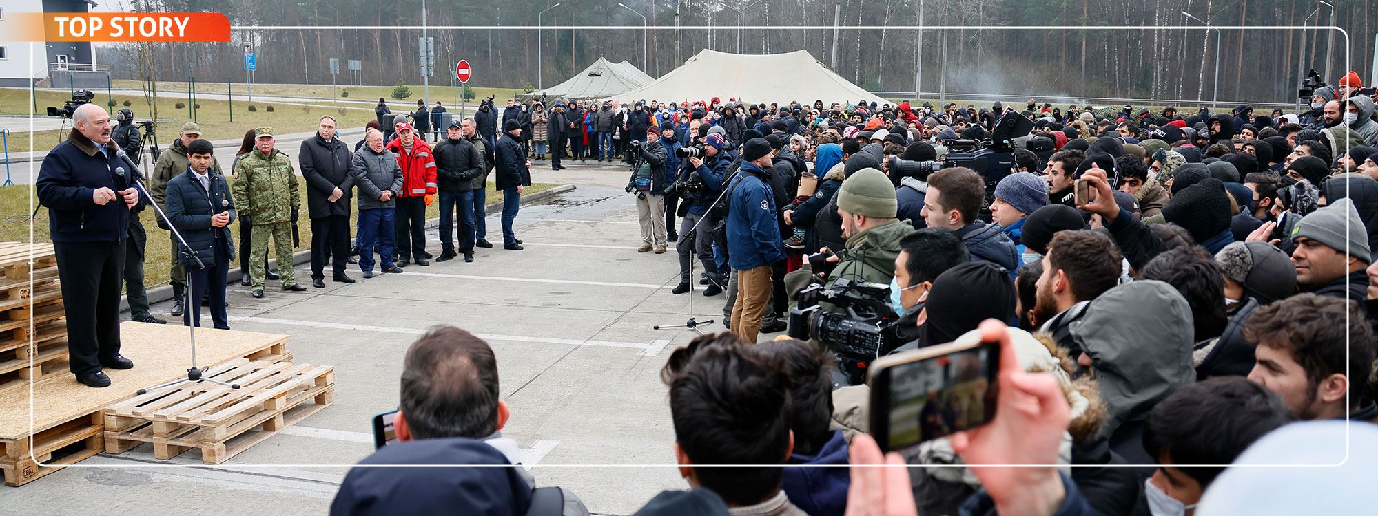 Göçmenleri ziyaret eden Lukaşenko: Sizi geri dönmeye zorlamayacağız ama durum iyileşmeyecek