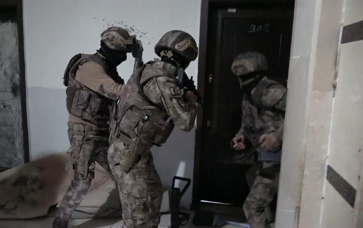 Hejmarek siyasetmedar û endamên rêxistinên sivîl hatin desteserkirin