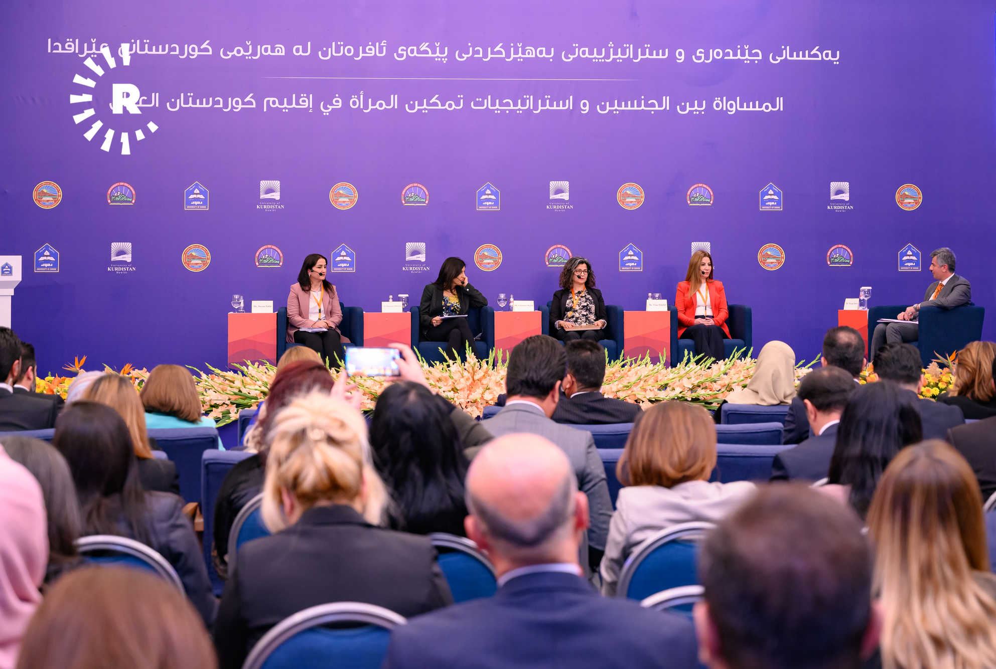 FOTO - Erbil’de 'cinsiyet eşitliği' konulu konferans düzenlendi
