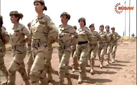 Kürt kadınlarının savaş hazırlığı