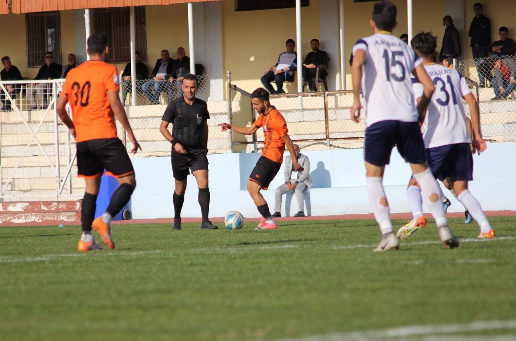 پێشمەرگەی هەولێر و هەندرێن یاری لوتکە ئەنجامدەدەن