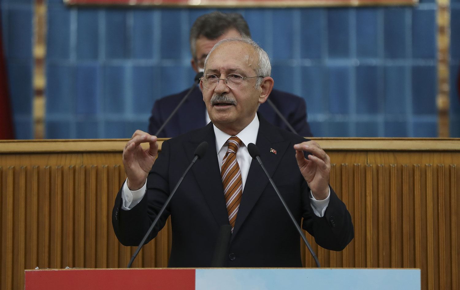 CHP Lideri, market sahiplerine ‘10 gıdaya zam yapmayın’ dedi: Zararı karşılayacağız