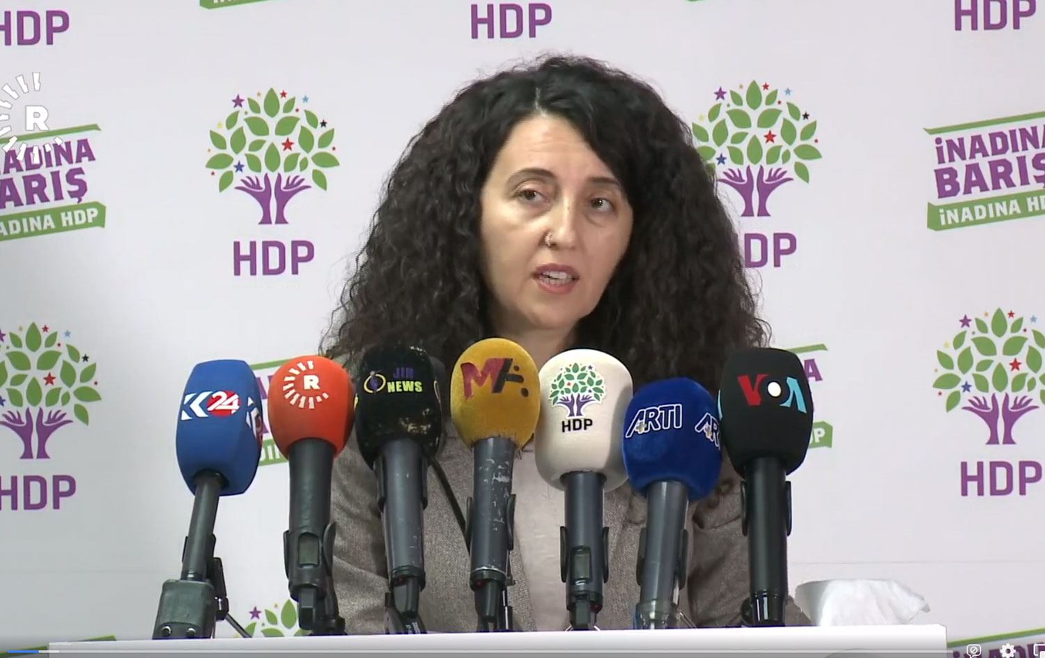 HDP Sözcüsü Günay: Ülke yoksullaşıyor iktidar hikaye anlatıyor