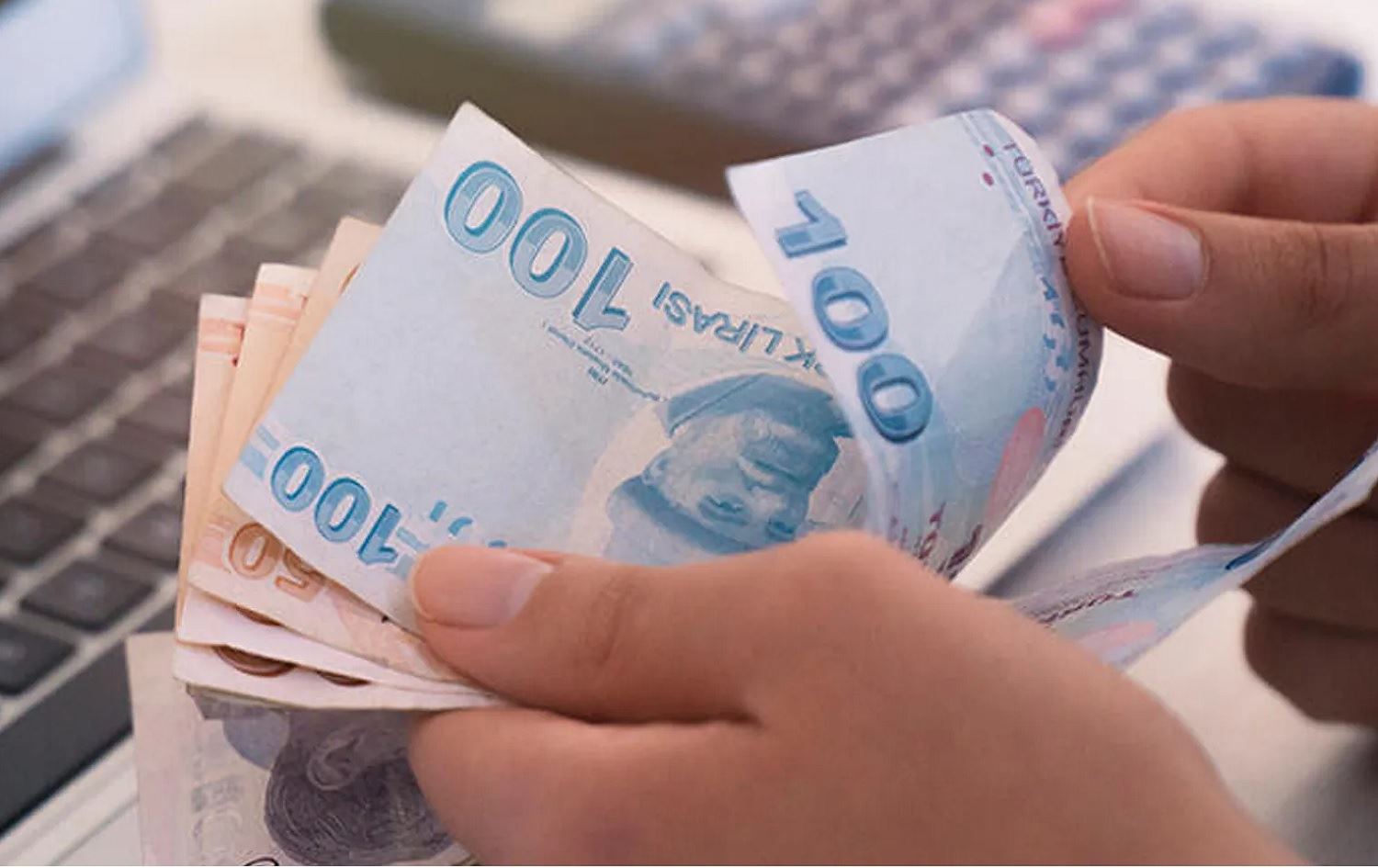 Pêşniyarên cuda ji bo zêdekirina mûçeyê herî kêm