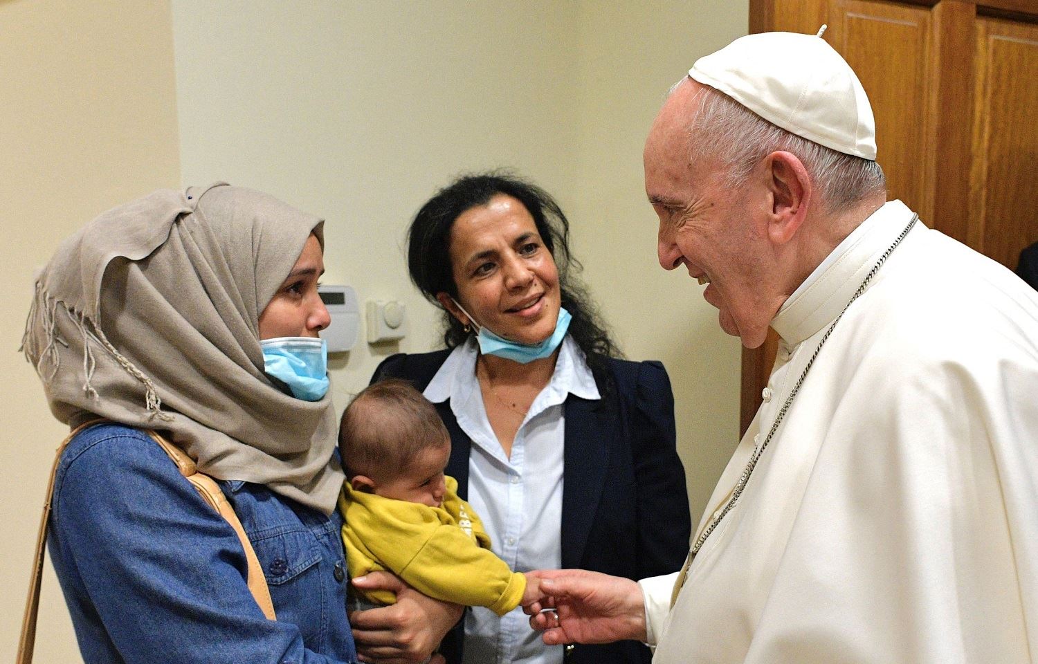 Papayê Vatîkanê dê 50 koçberan bibe Îtalyayê