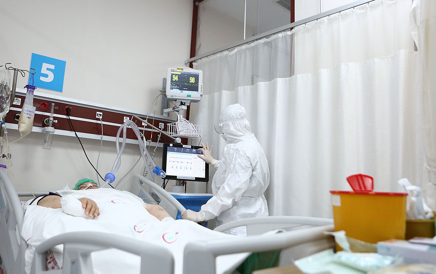 185 kişi hayatını kaybetti; ikinci doz aşı oranı yüzde 81,61