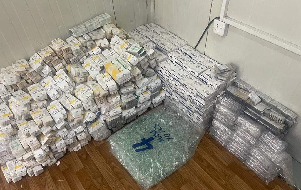 لە ئیبراهیم خەلیل دەست بەسەر هەشت هەزار پاکەت حەب و دەرزیی قاچاخدا گیرا