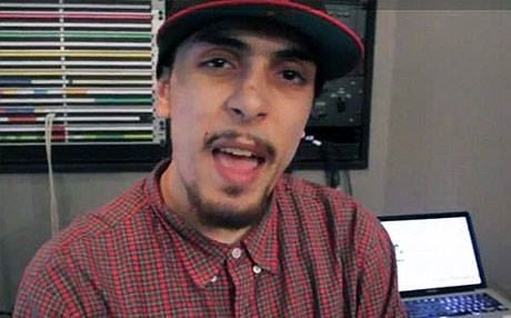 بەتۆمەتی سەربڕینی رۆژنامەنووسە ئەمریکییەکە لێکۆڵینەوە لە گۆرانیبێژێكی راپ دەکرێت