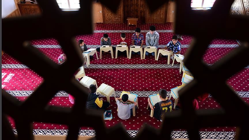 Li kursa Quranê destdirêjî li 7 zarokan hat kirin